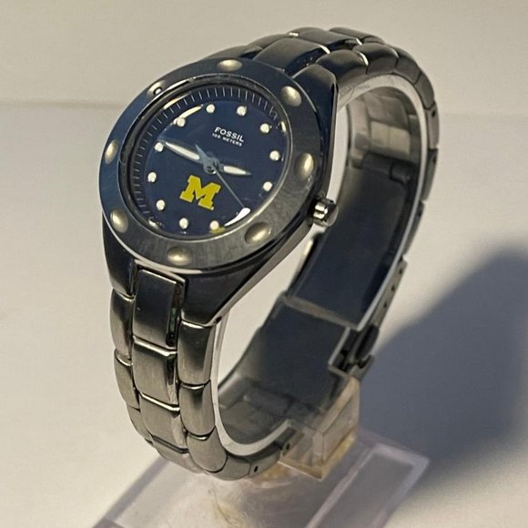 Michigan Wolverines NCAA Stainless-Steel Women's Watch by Fossil NEW (RARE) - Picture 3 of 9